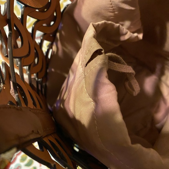 COPY - Kate Spade Dorie Bag - Picture 6 of 8